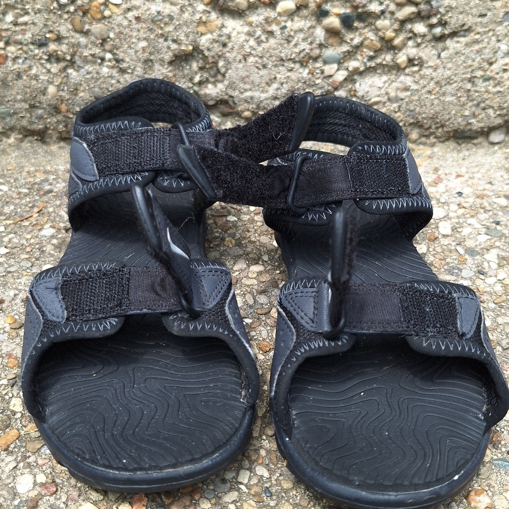 12c Nike Santiam 5 Sandals - Picture 8 of 10